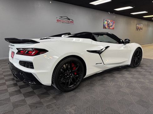 Used 2024 Chevrolet Corvette Z06 image 15