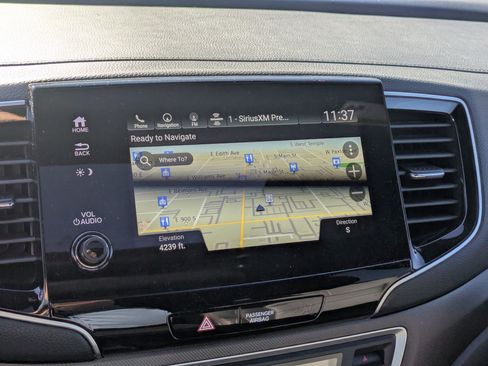 Used 2025 Honda Passport TrailSport image 24