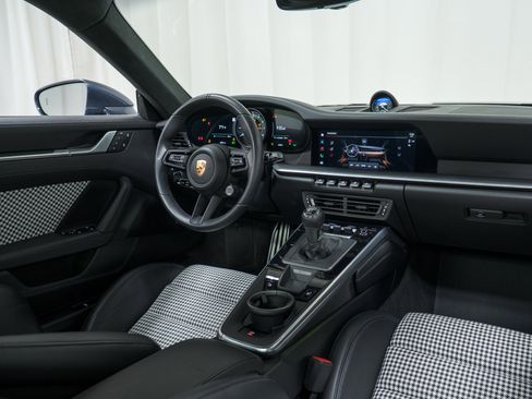Used 2023 Porsche 911 Sport Classic RWD image 20
