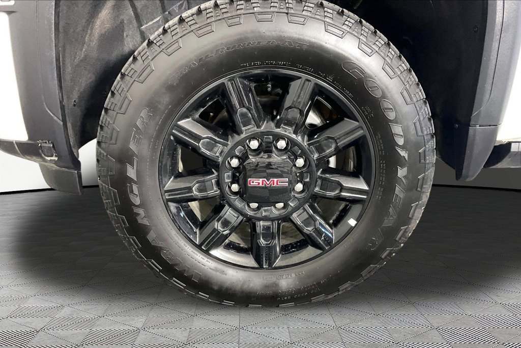 Used 2026 GMC Sierra 2500 AT4 w/ AT4 Premium Plus Package AWD/4WD image 29