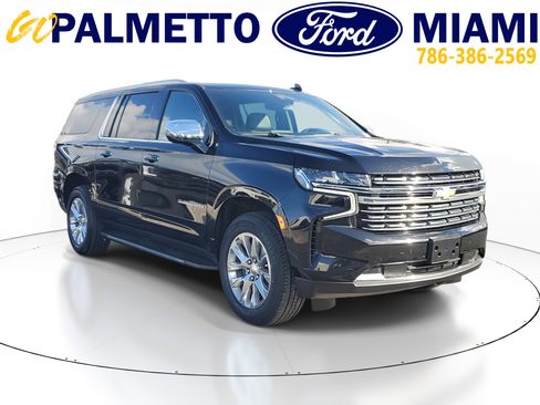 Used 2023 Chevrolet Suburban Premier image 1