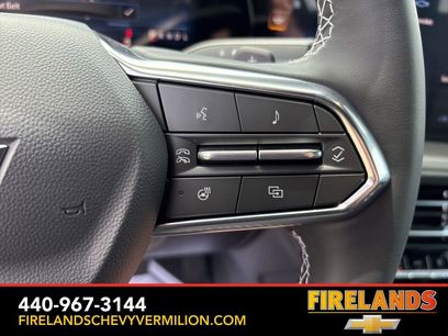 New 2026 Chevrolet Traverse LT w/ Sun and Wheel Package
