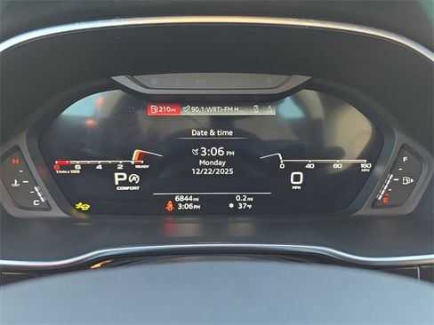 Certified 2024 Audi Q3 2.0T Premium Plus image 22