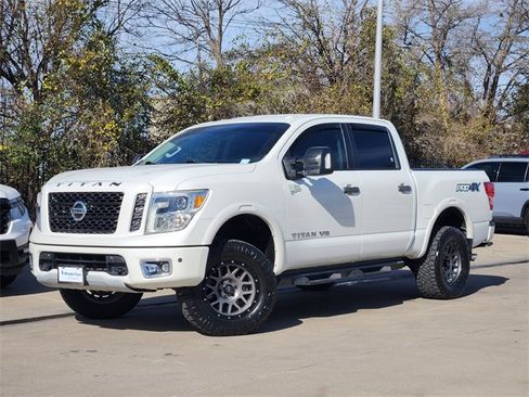 Used 2018 Nissan Titan PRO-4X w/ Pro-4x Convenience Package image 1