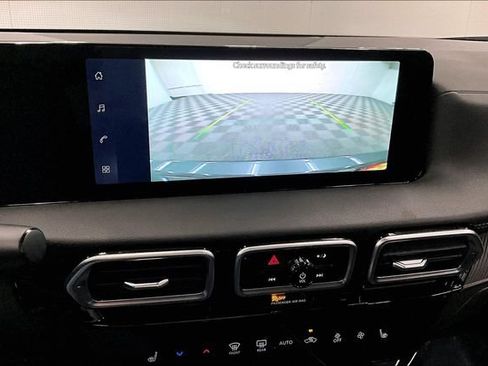 New 2026 Nissan Sentra SV w/ SV Convenience Package FWD image 24