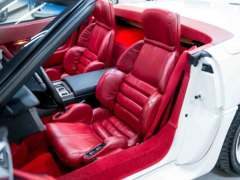 Used 1990 Chevrolet Corvette Convertible image 63