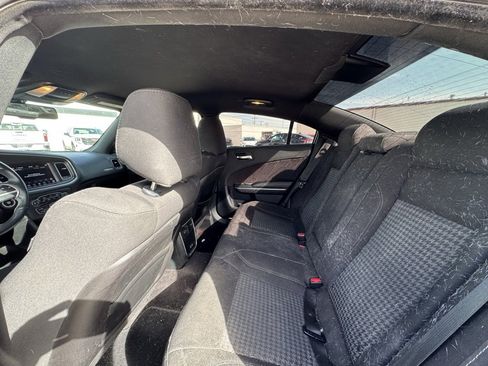 Used 2018 Dodge Charger SXT Plus image 2
