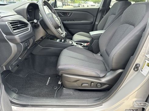 Used 2025 Subaru Forester Premium w/ Convenience Package #2 AWD/4WD image 17