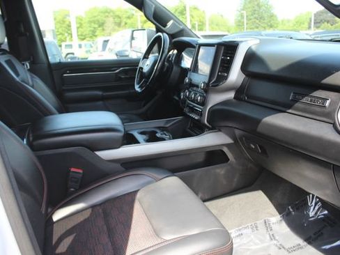 Used 2021 RAM 1500 Big Horn w/ Built-to-serve Edition AWD/4WD image 35