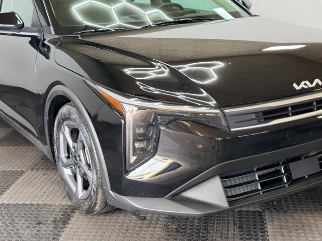 Used 2025 Kia K4 FWD image 2
