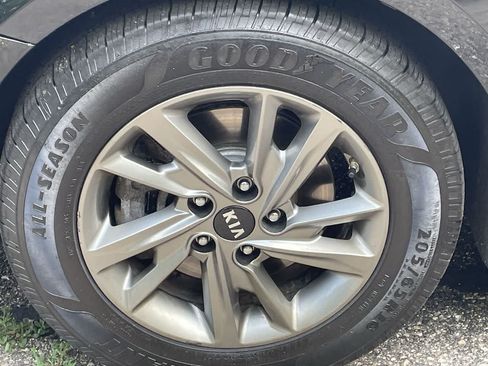 Used 2019 Kia Optima LX FWD image 32
