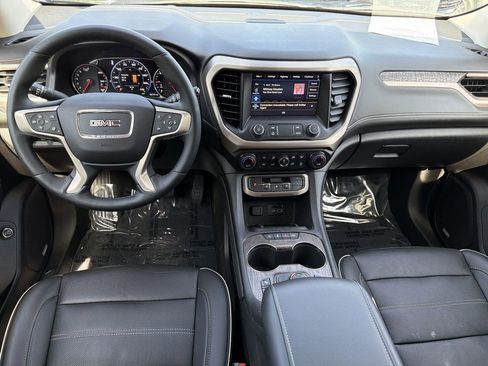 Used 2023 GMC Acadia Denali w/ Denali Ultimate Package image 7