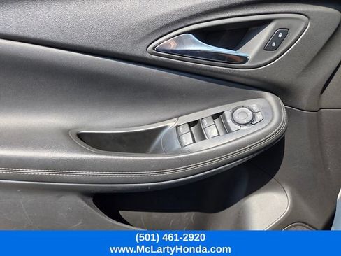 Used 2024 Buick Encore GX Sport Touring FWD image 30