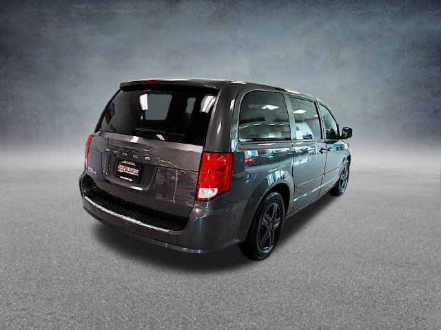 Used 2017 Dodge Grand Caravan SE FWD image 6