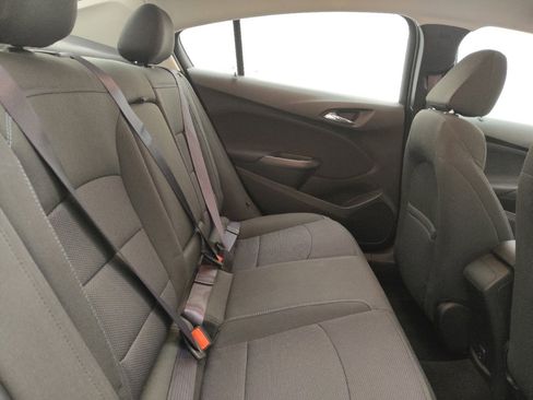 Used 2017 Chevrolet Cruze LT w/ Convenience Package image 19