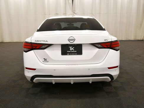 Used 2024 Nissan Sentra SV w/ SV Premium Package FWD image 6