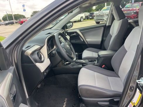 Used 2015 Toyota RAV4 XLE FWD image 13