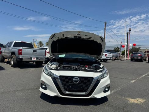 Used 2019 Nissan Altima 2.5 SV FWD image 15