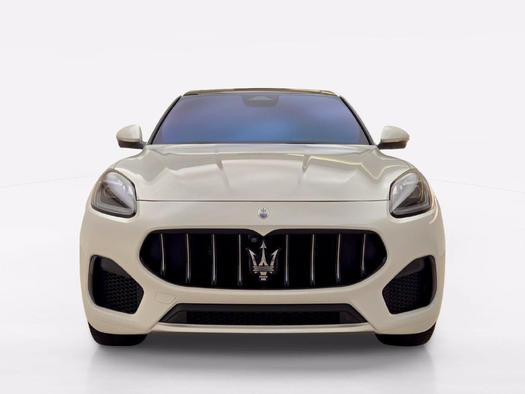 Certified 2024 Maserati Grecale GT AWD/4WD image 2