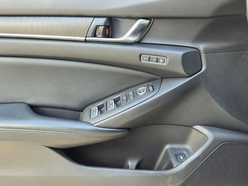 Used 2018 Honda Accord EX-L image 26