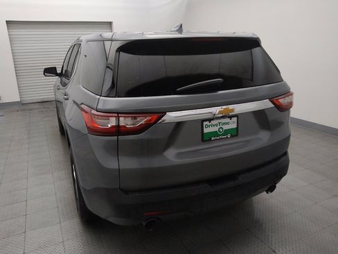 Used 2021 Chevrolet Traverse LS FWD image 6