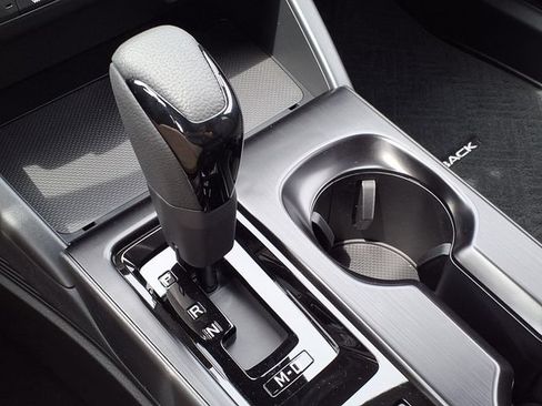 New 2026 Subaru Outback Premium AWD/4WD image 18