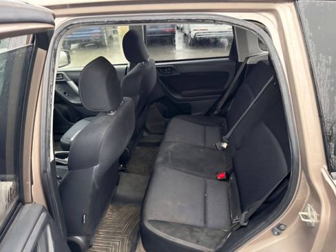 Used 2014 Subaru Forester 2.5i Premium w/ All-Weather Package AWD/4WD image 9