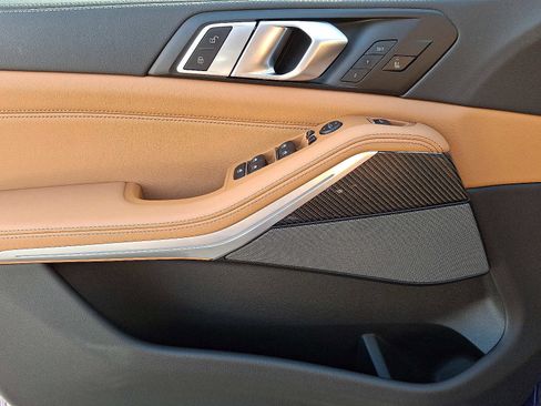 Used 2024 BMW X5 M60i image 12