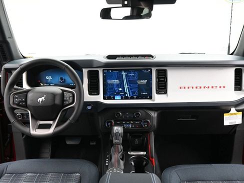 New 2026 Ford Bronco Heritage Edition AWD/4WD image 18