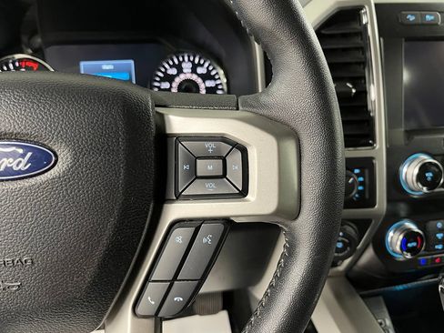 Used 2020 Ford F150 Lariat w/ Equipment Group 502A Luxury AWD/4WD image 30
