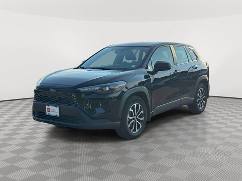 Used 2026 Toyota Corolla Cross AWD Hybrid image 3
