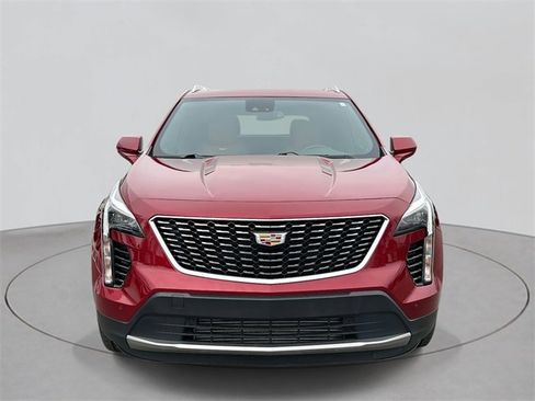 Used 2020 Cadillac XT4 Premium Luxury image 2
