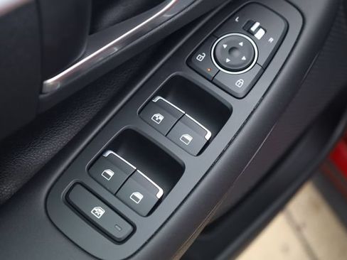 Certified 2025 Hyundai Sonata SE FWD image 14