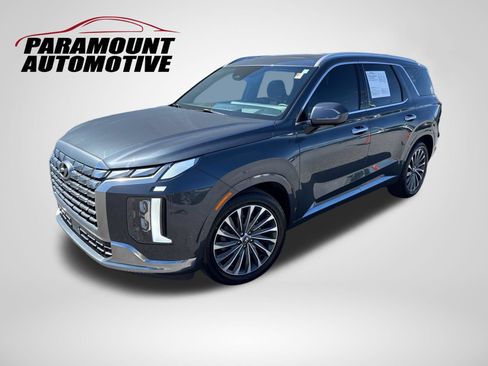 Used 2024 Hyundai Palisade Calligraphy FWD image 1