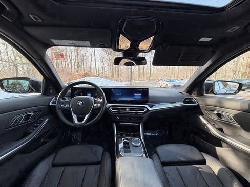 Used 2023 BMW 330i xDrive Sedan w/ Premium Package image 19