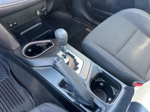 Used 2018 Toyota RAV4 XLE image 26