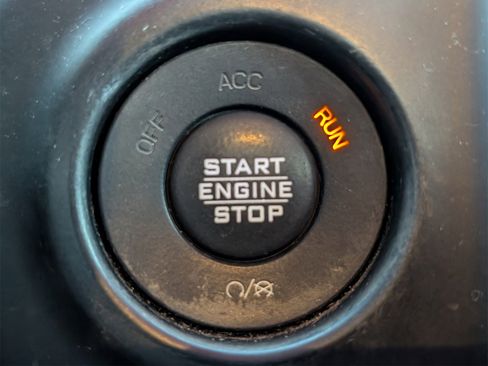 Used 2019 Jeep Wrangler Unlimited Sport S image 24