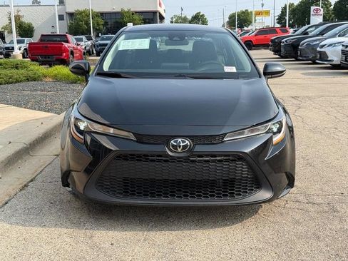 Used 2022 Toyota Corolla LE FWD image 8