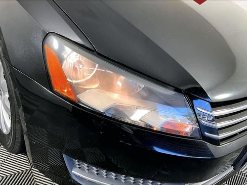 Used 2014 Volkswagen Passat 1.8T Wolfsburg Edition image 23