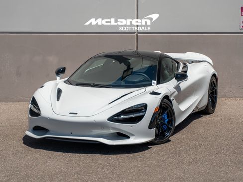 New 2027 McLaren 750S RWD image 1