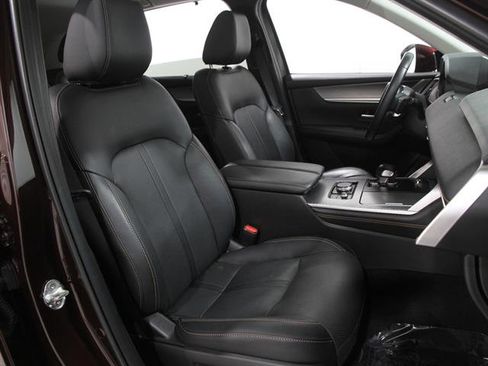 Certified 2024 MAZDA CX-90 3.3 Turbo w/ Premium Package image 17