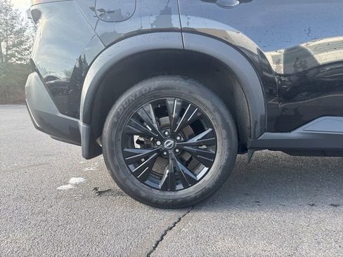 Certified 2023 Nissan Rogue SV w/ SV Premium B Package image 11