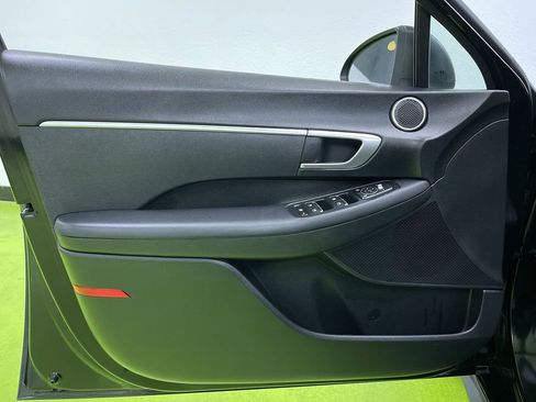 Used 2021 Hyundai Sonata SE image 15