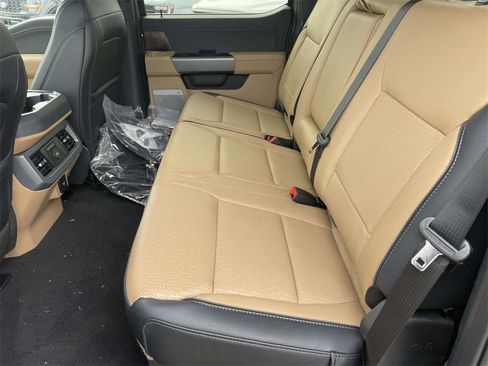 New 2026 Ford F250 Lariat w/ Lariat Ultimate Package image 12