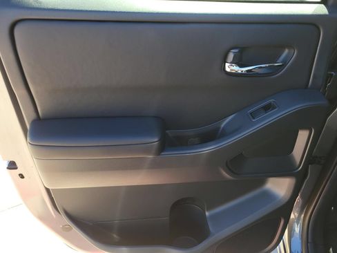 New 2026 Nissan Frontier SV w/ SV Convenience Package RWD image 13