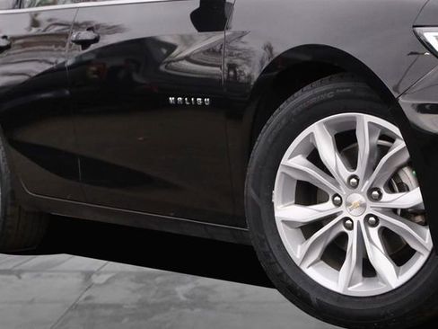 Used 2024 Chevrolet Malibu LT image 3