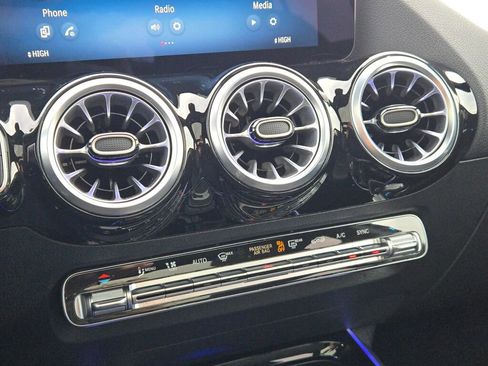 Used 2024 Mercedes-Benz GLA 35 AMG GLA 35 AMG image 29