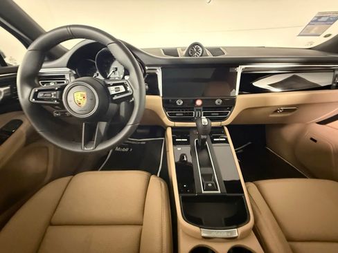 New 2025 Porsche Macan image 22