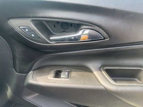 Used 2024 Chevrolet Equinox LT AWD/4WD image 36