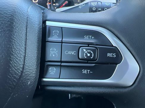 Used 2025 Jeep Compass Limited AWD/4WD image 55